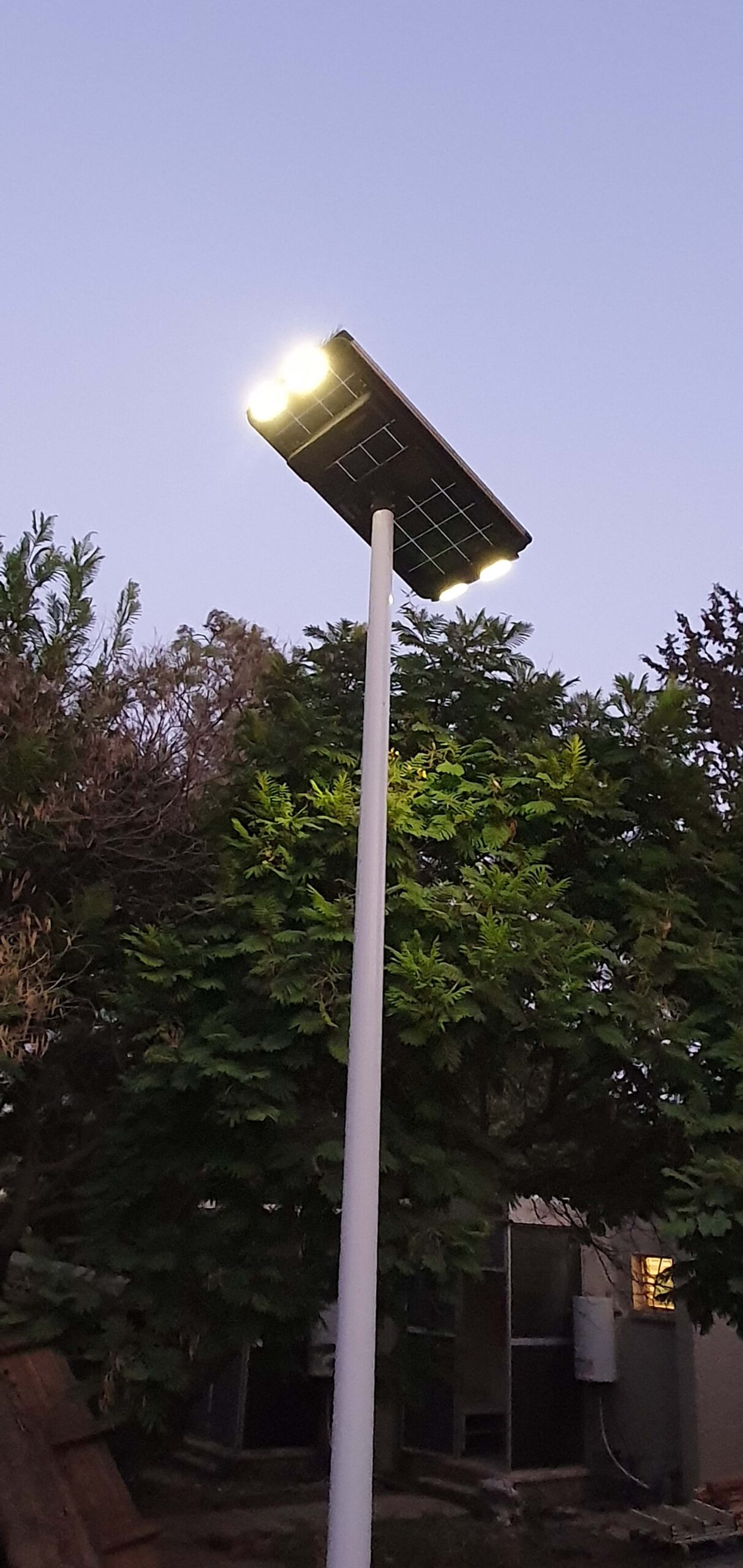 AE5 solar light from Leadsun India